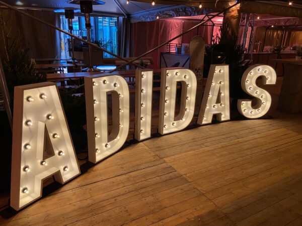 Lichtletters 6